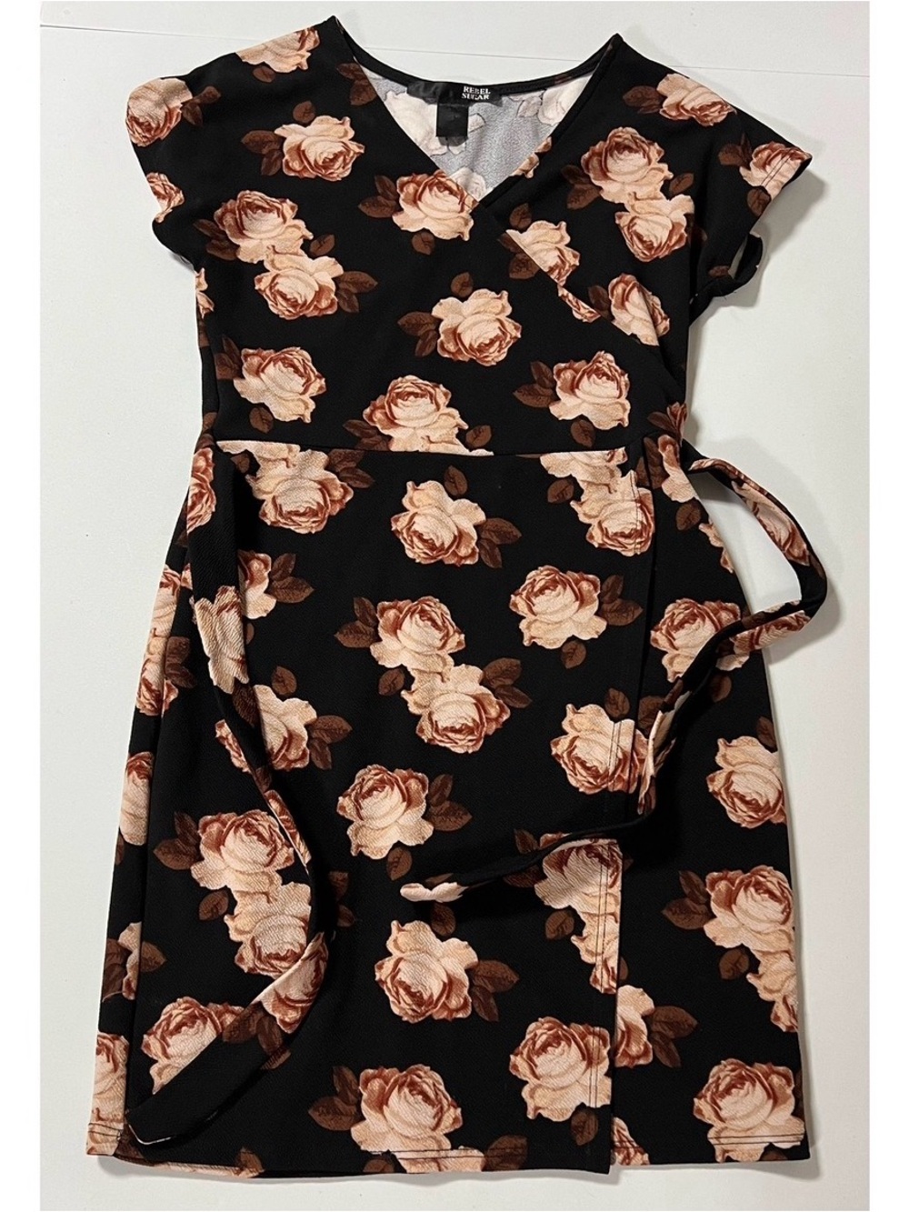 Rebel Sugar Black Roses Floral Short Sleeve Wrap Bodycon Mini Dress Size S 🥀✨
